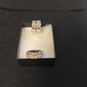 Avon silver and rhinestone ring band and earrings